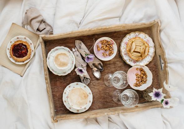 Foto Colazione A Letto.Come Organizzare Il Vassoio Della Colazione Colazione A Letto Tutti I Consigli Per Preparare Il Vassoio Ideale Cook Cucina Corriere It